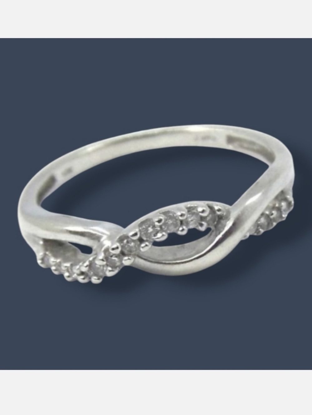 0.20 CTW Genuine Diamond Wave 10KW GOLD Ring 6.75